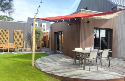 Saint-Jacques House | Stunning Maison Neuve: Ideal Family Getaway in Sarzeau
