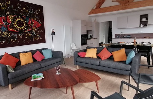 Wissant House | Cozy Maison Neuve with Garden, Steps from Wissant Beach