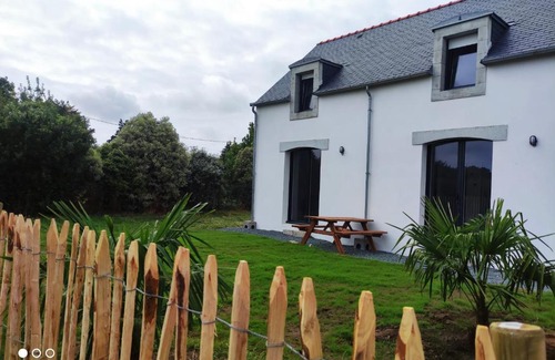 Plobannalec-Lesconil House | Family-Friendly Maison Neuve for 4-5 Near Kerguen