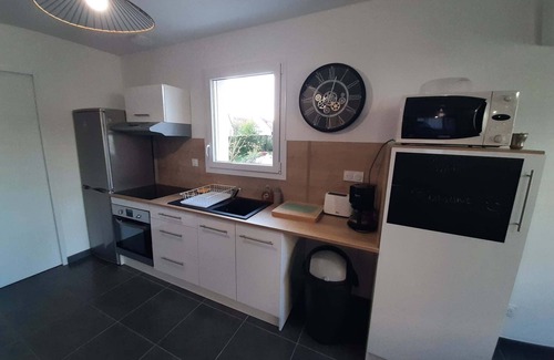 Tourville-sur-Odon House | Cozy Maison Neuve with Kitchen & Breakfast Included