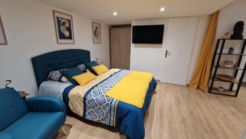 Les Ageux Apartment | Guest Favorite: Maison Neuve in Laos - Pet & Child Friendly