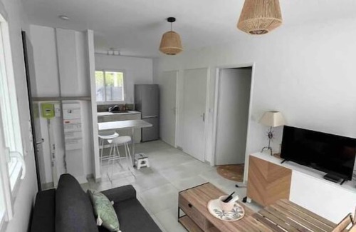 Montelimar House | Maison Neuve Type 2: Perfect for Families with Spa Amenities