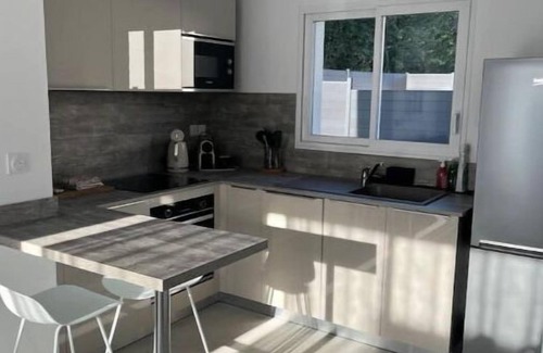 Montelimar House | Maison Neuve Type 2: Perfect for Families with Spa Amenities