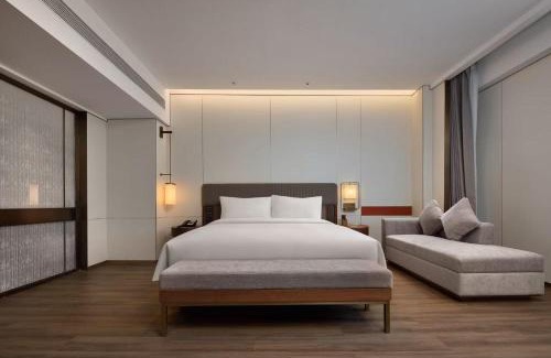 Tongxiang Hotel | Explore Maison New Century Tongxiang: Family-Friendly Stay