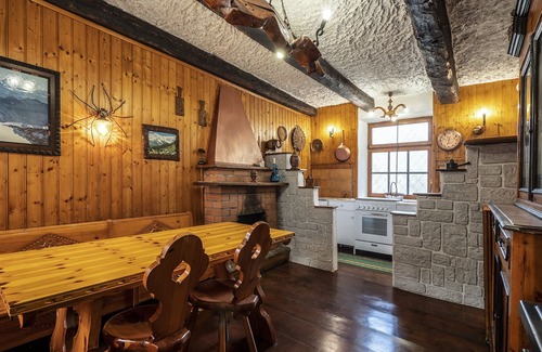 Mattie Apartment | Top-Rated Maison nonna Tilde: Family-Friendly Escape in Valsusa