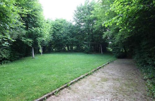 Les Monts-d'Andaine House | Maison Normande: Family-Friendly Retreat with Garden Activities