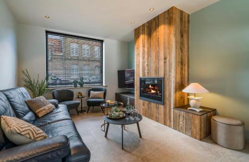 Nieuwpoort House | Maison Odett: Renovated Retreat with Ocean View & Kitchen