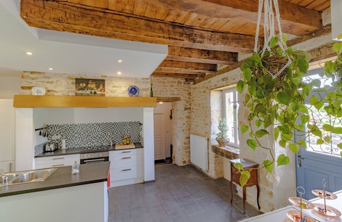 Paulin House | Charming Maison Périgourdine with Pool & Family-Friendly Perks