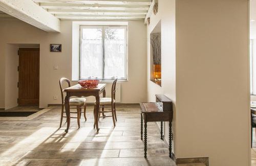 Cheverny House | Tranquil Maison with Garden in Cheverny Near Tintin Castle