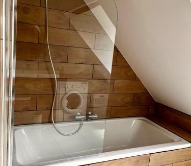 Vendœuvres House | Peaceful Maison: Family and Pet-Friendly Retreat