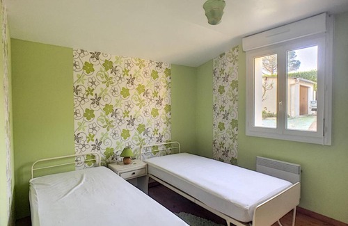 Carolles House | Serene Maison Near the Beach with Family-Friendly Amenities