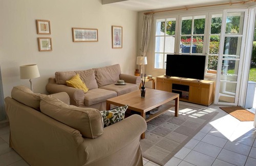 Coex House | Family-Friendly Retreat at Maison Papillon Awaits You