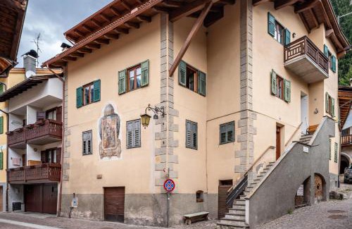 Predazzo Apartment | Inviting Maison Perrod: Open Space with Scenic Panorama