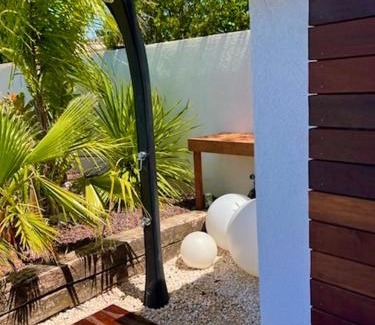 Carnoux-en-Provence Villa | Maison, piscine, jacuzzi, à 5 minutes de Cassis et plages