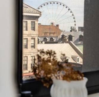 Old Montreal Apartment | Elegant Maison Place Jacques-Cartier: Pet-Friendly Retreat
