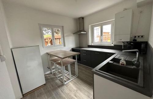 Barriere Saint Marc House | Tranquil Maison Close to Centre d’Orléans - 4-Star Stay