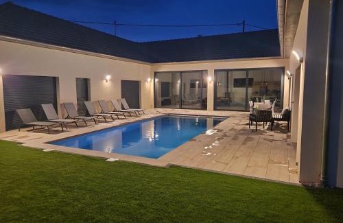 Widensolen Villa | Cozy Oceanfront Retreat: Maison Plain-Pied Awaits You