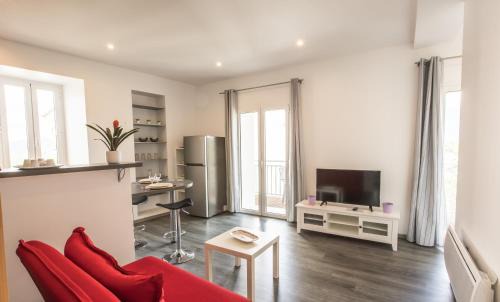 Argeles Gazost House | Pet-Friendly Retreat at Maison Planté - Guest Rated 9.6/10