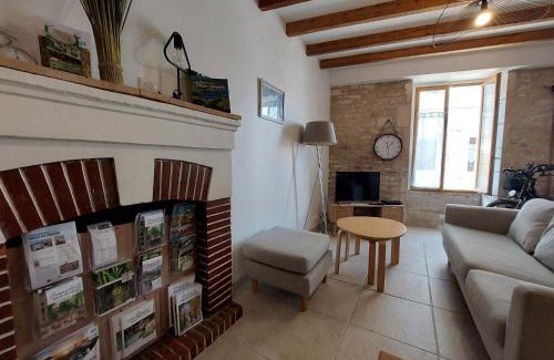 Coulon House | Discover Maison plein centre in Beautiful Coulon, Marais Poitevin