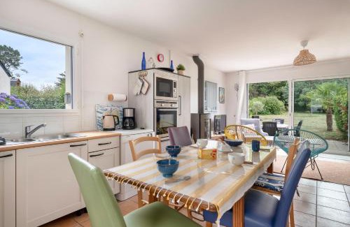Arzon House | Family-Friendly Maison avec Grand Jardin in Arzon