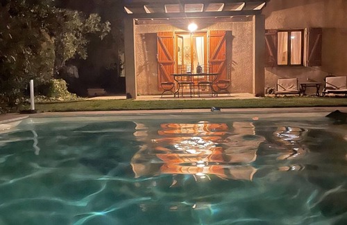 Vedene House | Inviting Maison with Private Pool and Ocean Views