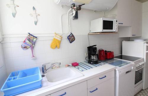 Saint-Trojan-les-Bains House | Cozy Beachside Retreat with Parking and Garden Access