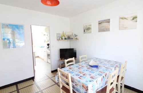 Saint-Trojan-les-Bains House | Cozy Beachside Retreat with Parking and Garden Access