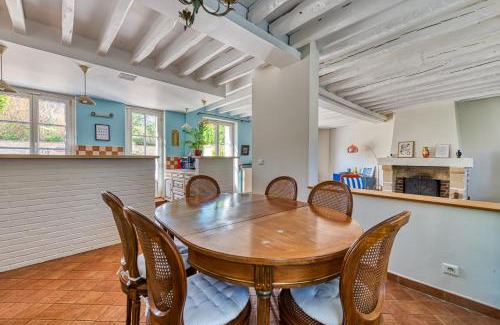 Magny-en-Vexin House | Discover Maison Prado: Private Pool & Gorgeous Garden Retreat