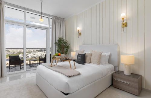 Dubai Apartment | Maison Privee - Stylish Studio with Top Facilities in Damac Hills
