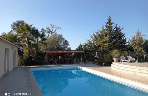 Eccica-Suarella House | Cozy Maison Near the Sea with Pool and Ocean Views