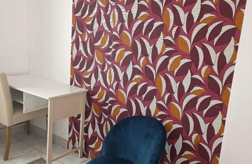 Oasis - Maroc House | Convenient Maison Near the 24h Circuit for Travelers