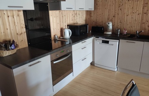 Lect House | Maison Proche du lac de Vouglans ! Séjours au Calme en Famille ou Entre Amis