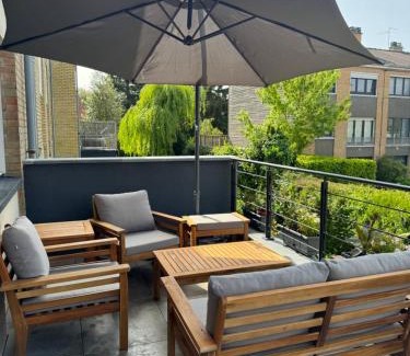 Lambersart Villa | Convenient Hotel Near Old Lille with Parking & Family Perks