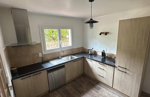 Saint-Paul-en-Foret House | Maison Provençale 6 Personnes à St Paul en Forêt