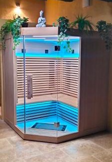 Molleges Villa | Relax at Maison Provençale with Spa, Pool & Ocean Views