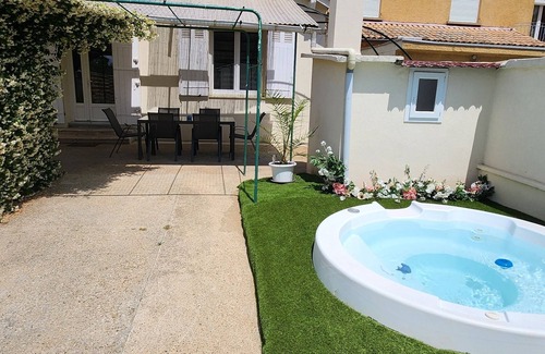 Sorgues House | Discover Maison Provence Near Avignon - Family-Friendly Retreat