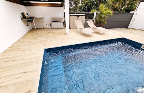 Saint-Paul House | Stunning Maison with Pool & Ocean View Rated 9.6/10