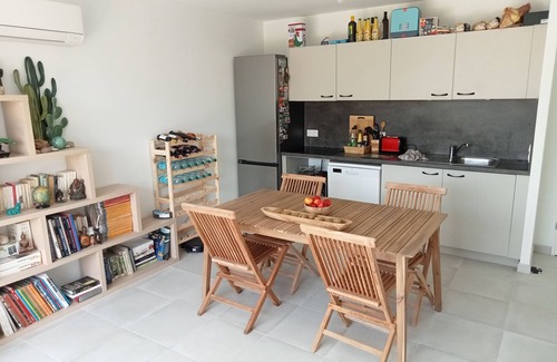 Yves House | Cozy Maison Récente Near the Coast and La Rochelle