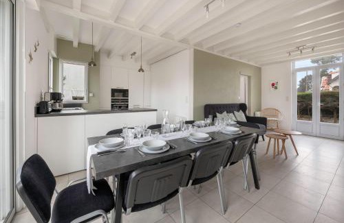 Tharon-Plage House | Family-Friendly Maison pour 8 Near the Beach