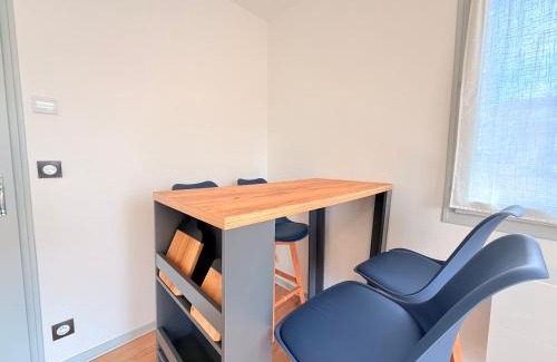 Besancon Villa | Maison rénové 10 prsn Parking privée & Balcon Proche Gare-Viotte