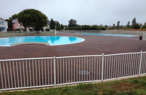 Bourgenay Resort | Maison Résidence: Enjoy Free Pool Access with Ocean Views