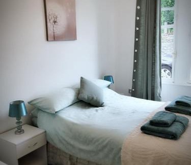 Treignac Apartment | Family-Friendly Retreat at Maison Raffinee - Guest Rated 9/10