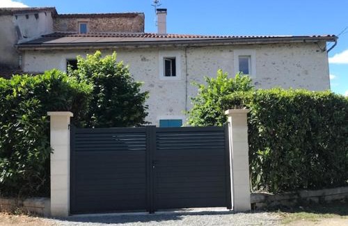 Sourzac House | Charming Maison Restaurée: Ideal for Families in Périgord