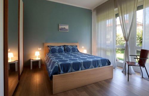 Besnate House | Maison Rouge