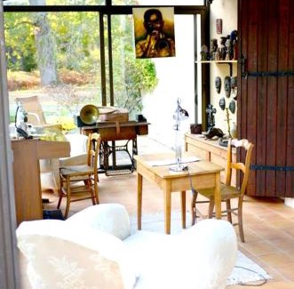 Callen House | Inviting House with Private Pool Near the Forest