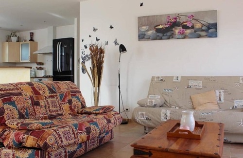 Saint-Denis-d'Oleron House | Inviting Maison Saint-Denis-d'Oléron for 8 Guests