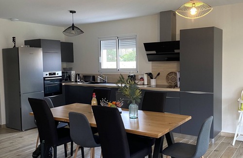 Gujan-Mestras House | Discover Maison Sainte Marie: Ideal Retreat with Ocean Views