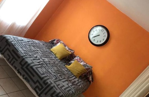 14th Arrondissement House | Inviting Maison Sainte Marthe: Family-Friendly Retreat