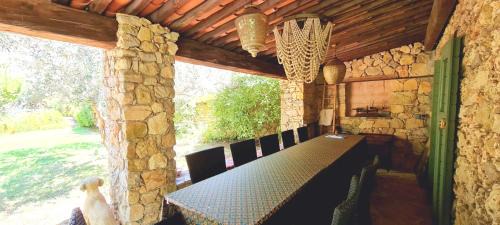 Lorgues House | Relaxing 4-Star Stay at Maison with Pool and WiFi in Lorgues