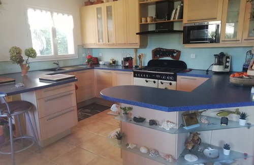 Gabian House | Spacious Maison with Pool & Spa for Memorable Getaways